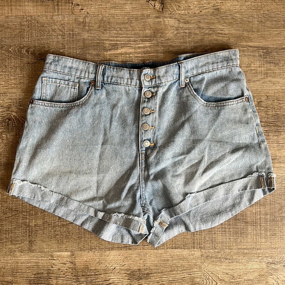 AERO Mom Short Size 16